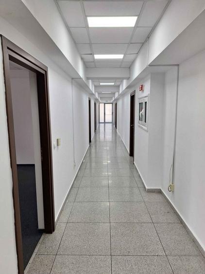 Birou, de 450 mp, în Ultracentral