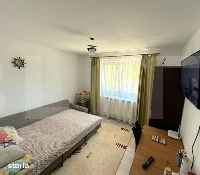 Casă cu 5 camere cu Teren 2600 Mp în Vlădeni