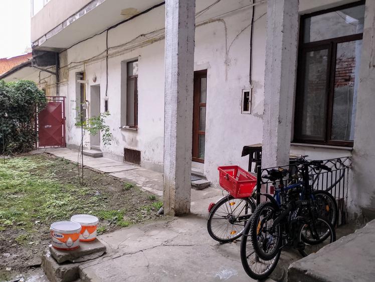 Casă cu 2 camere cu Canalizare în Traian