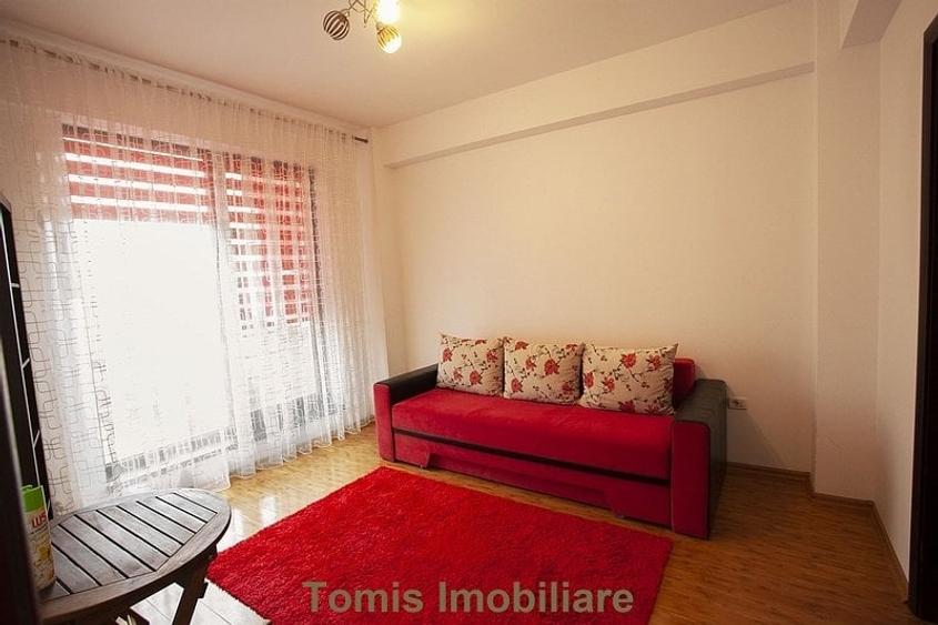Apartament cu 3 camere decomandat, mobilat în Tomis Plus