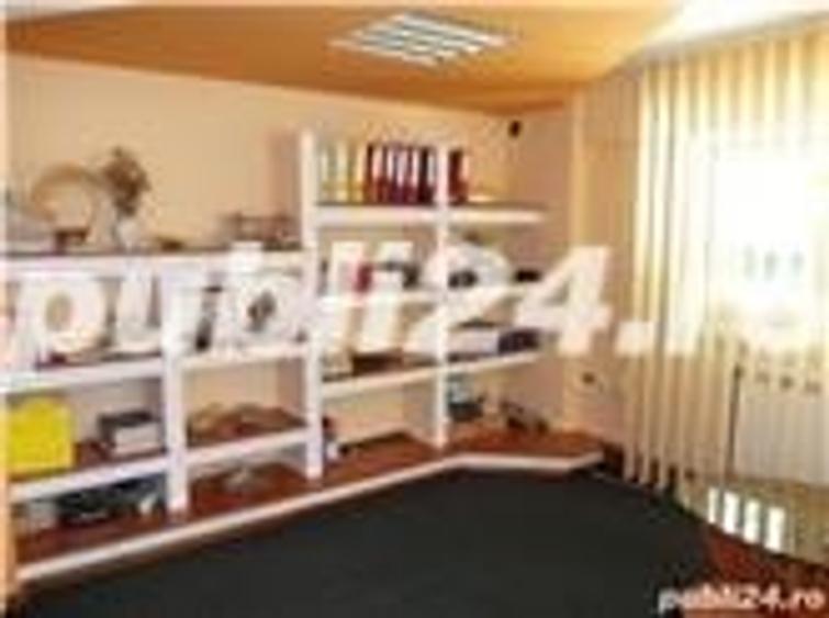 Spațiu comercial, de 1,500 mp, în Central