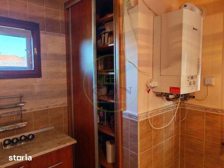 Casă cu 5 camere cu Teren 1300 Mp în Ideciu de Jos
