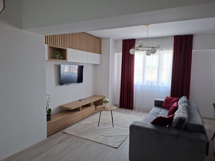Apartament cu 2 camere decomandat în Făcăi