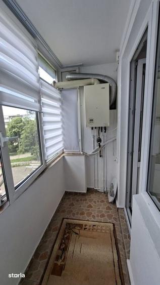 Apartament cu 2 camere semidecomandat în Craiovei