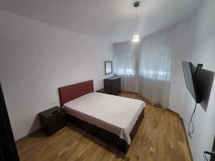Apartament cu 3 camere decomandat în Torontalului