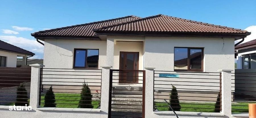 Casă cu 4 camere în Sângeorgiu de Mureș