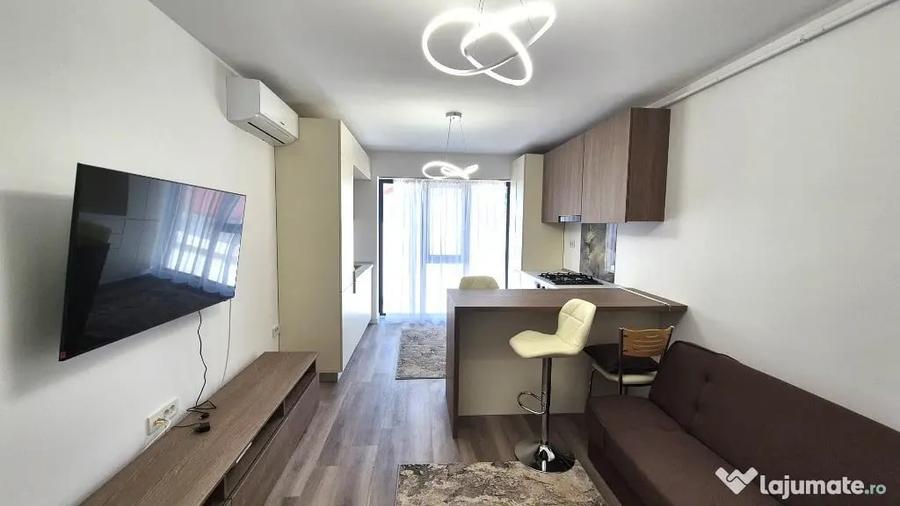 Apartament cu 2 camere decomandat în Central