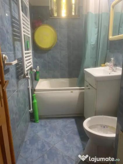 Apartament cu 2 camere semidecomandat în Vest