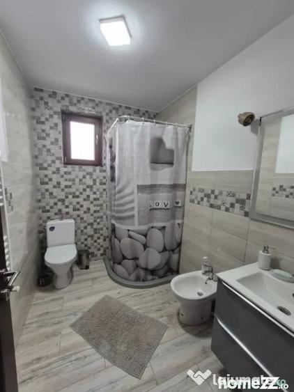 Casă cu 3 camere cu Teren 350 Mp în Șimnicu de Sus