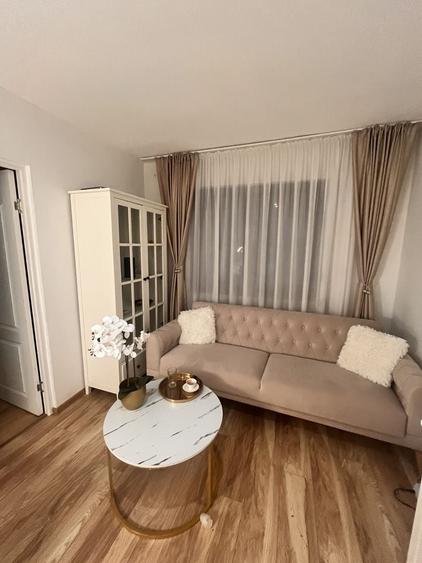 Apartament cu 2 camere nedecomandat în Micro 15