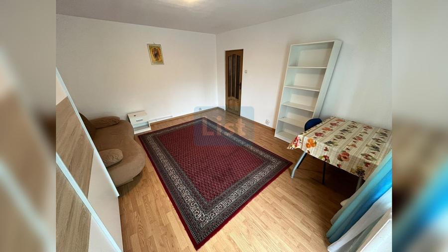 Apartament cu 4 camere semidecomandat, mobilat în Mărăști