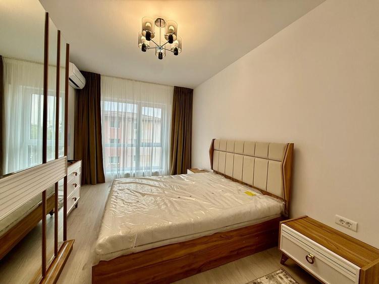 Apartament cu 3 camere semidecomandat, mobilat în Brâncoveanu