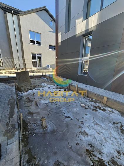 Casă individuală cu 3 camere cu Canalizare în Central