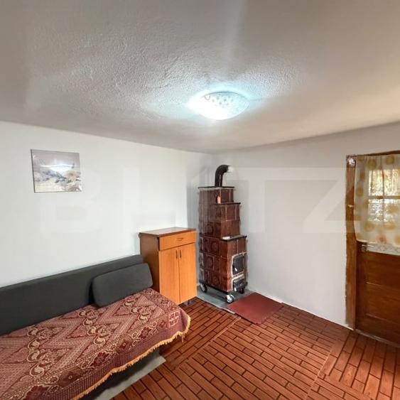 Casă individuală cu 3 camere cu Teren 1700 Mp în Exterior Est