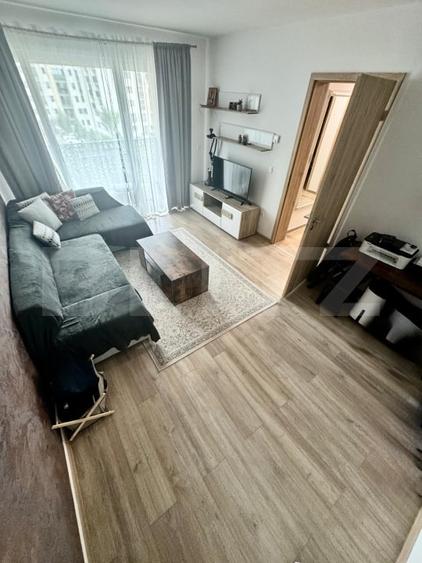Apartament cu 2 camere decomandat, mobilat în Tractorul