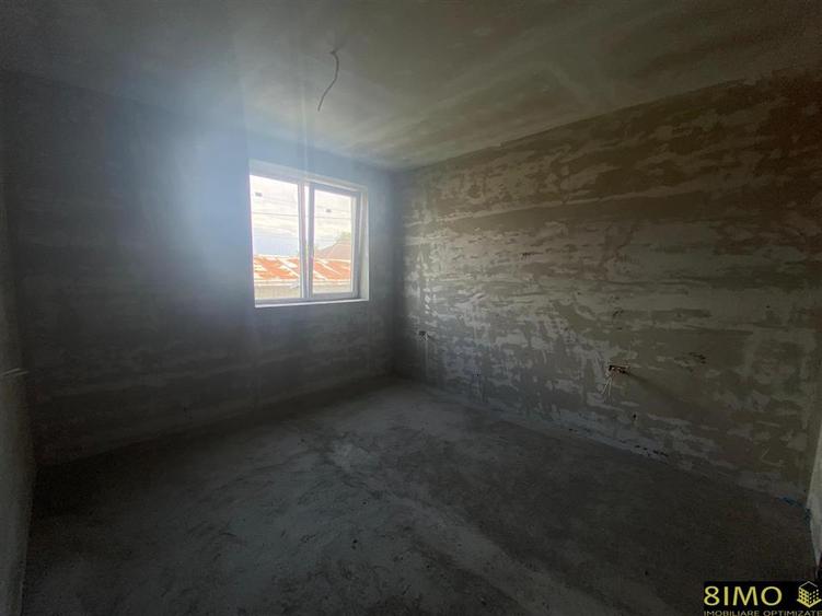 Apartament cu 4 camere decomandat în Fălticeni