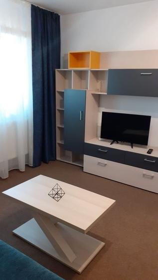 Apartament cu 2 camere semidecomandat, mobilat în Medicină