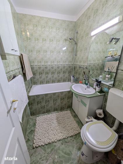 Apartament cu 2 camere semidecomandat în Calea București