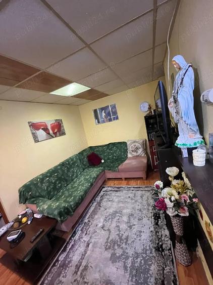 Apartament cu 3 camere semidecomandat în Dacia