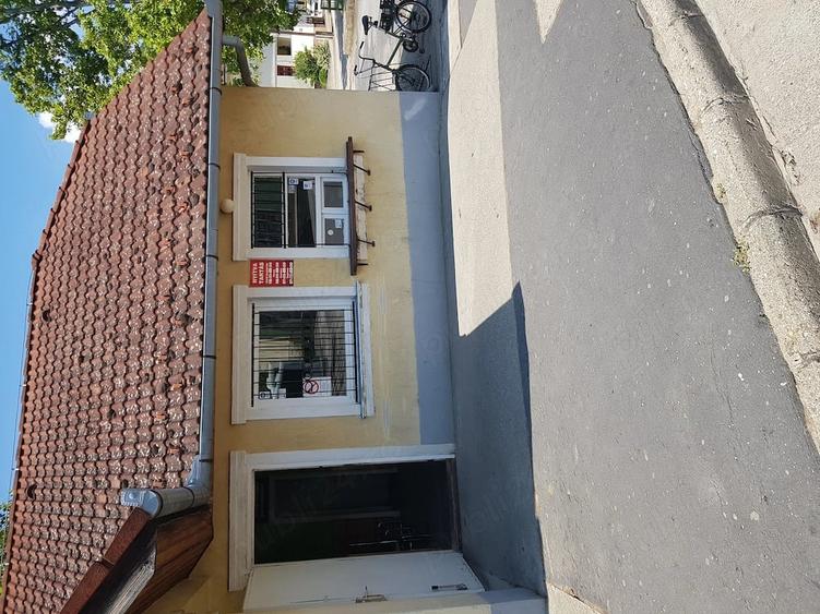 Spațiu comercial, de 40 mp, în Central