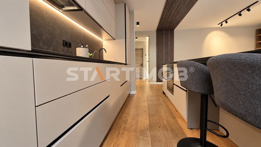 Apartament cu 2 camere decomandat, mobilat în Tractorul