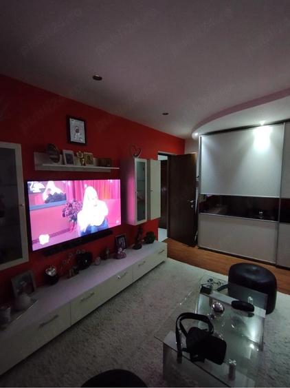 Apartament cu 2 camere decomandat în Decebal