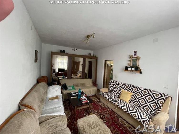 Casă cu 3 camere cu Teren 387 Mp în Central