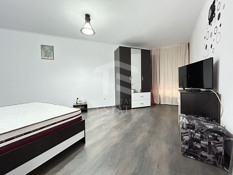 Duplex cu 6 camere cu Canalizare în Central