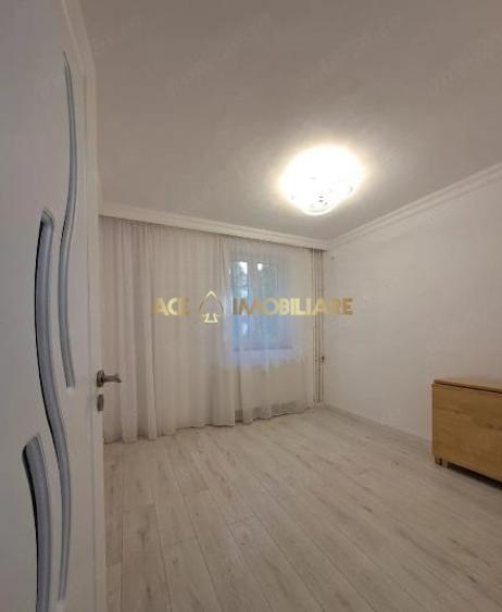 Apartament cu 3 camere decomandat, mobilat în Ozana