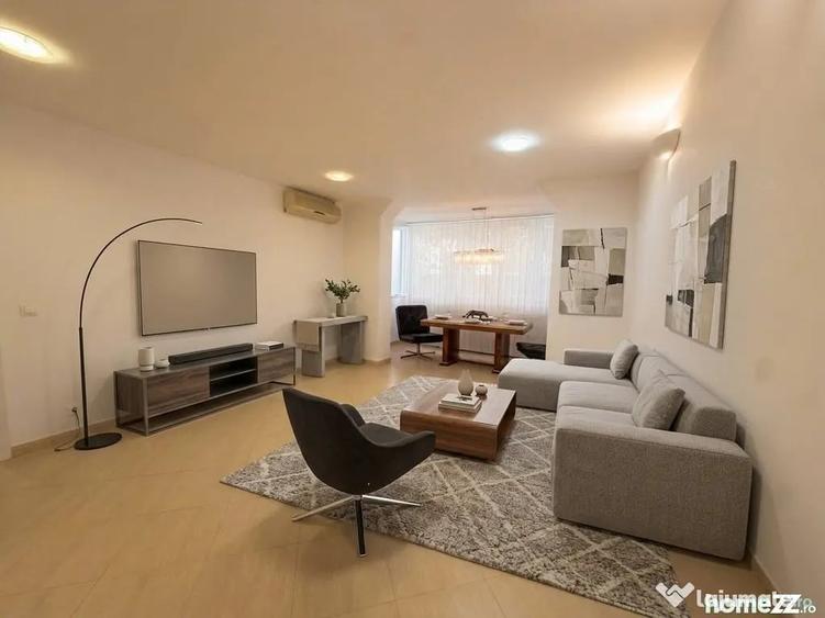 Apartament cu 3 camere decomandat în Eminescu