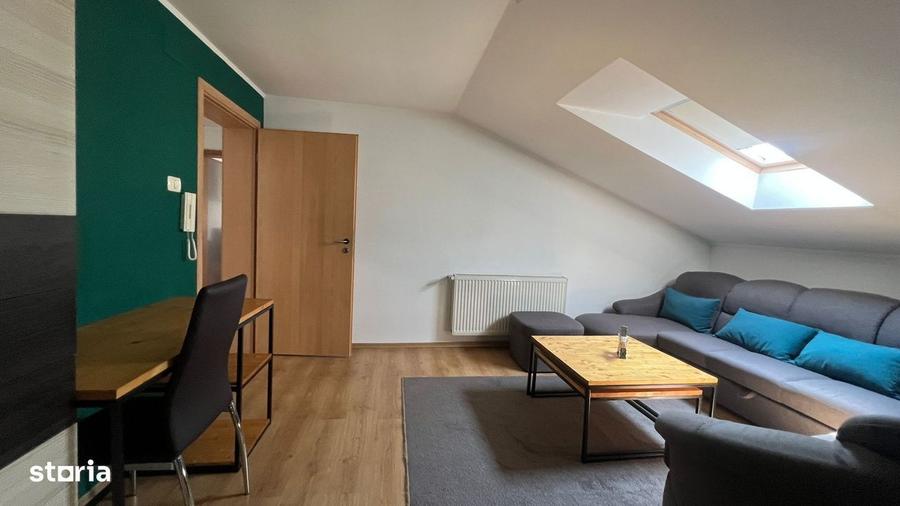 Apartament cu 2 camere decomandat în Pârneava