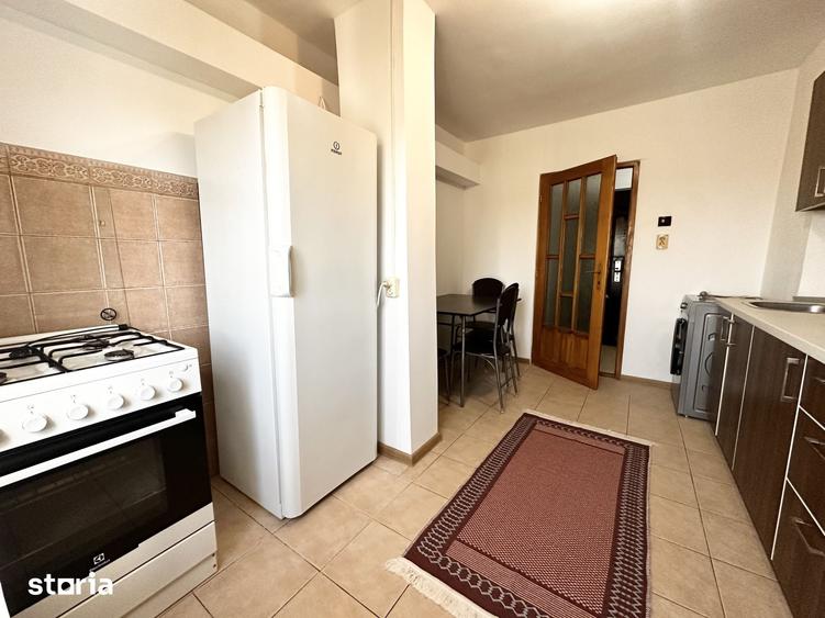 Apartament cu 2 camere decomandat, mobilat în Steaua
