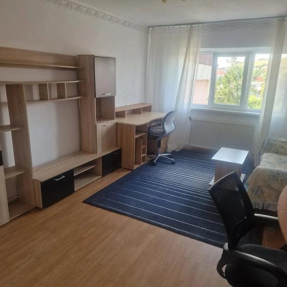 Apartament cu 2 camere decomandat în Burdujeni