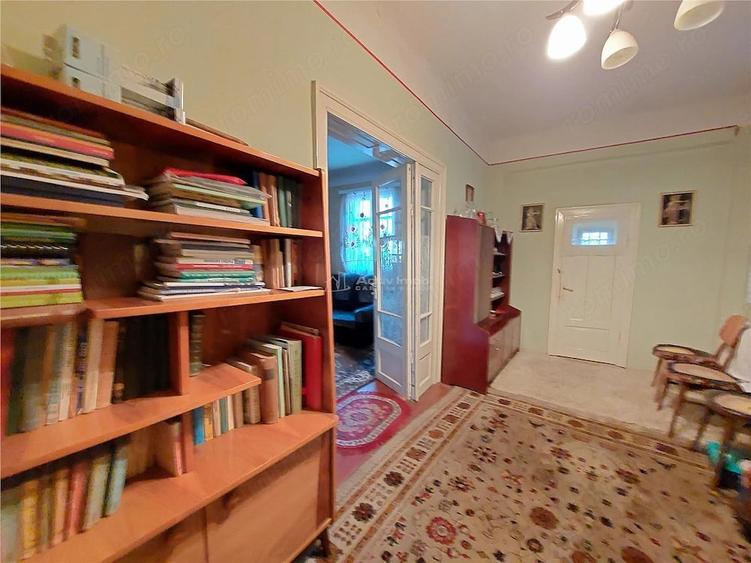 Casă cu 5 camere cu Teren 3815 Mp în Vernești