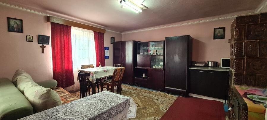 Casă individuală cu 3 camere cu Teren 1044 Mp în Sânpaul