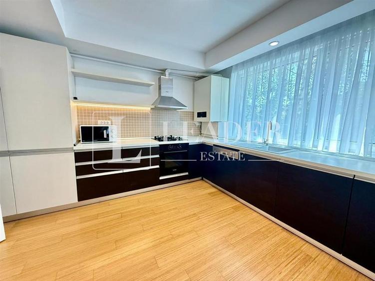 Apartament cu 4 camere decomandat, mobilat în Pipera
