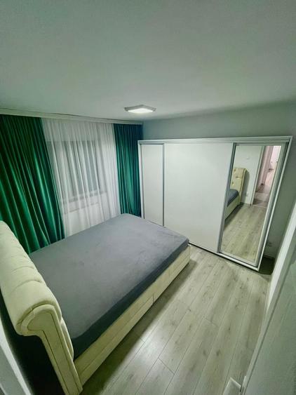 Apartament cu 3 camere semidecomandat în Dacia