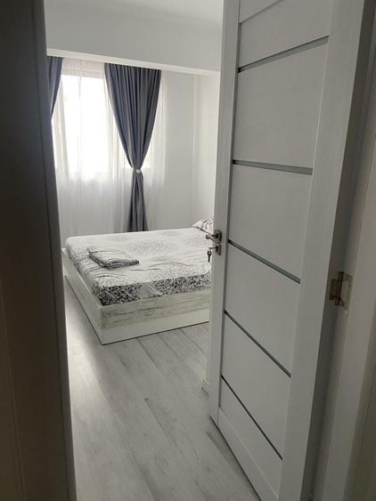 Apartament cu 2 camere decomandat în Exterior Vest