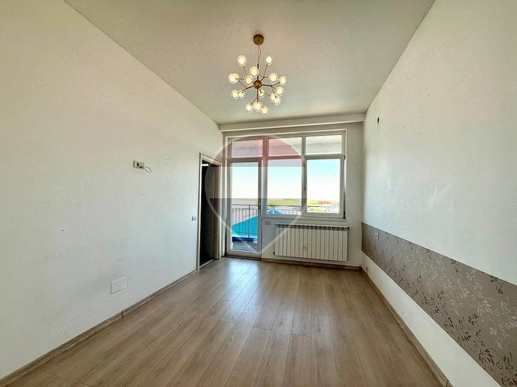 Apartament cu 3 camere decomandat în Cumpăna