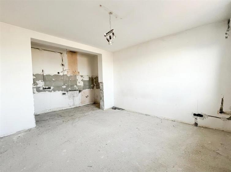 Apartament cu 2 camere decomandat în Dacia