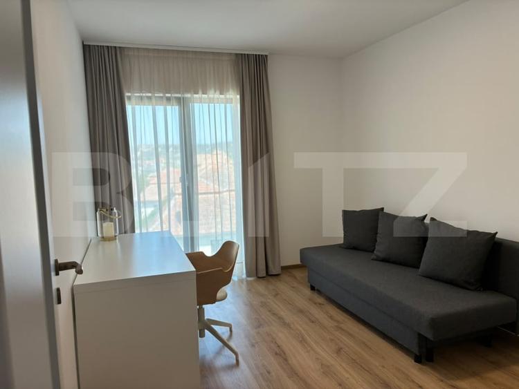 Apartament cu 3 camere decomandat, mobilat în Câmpia Turzii