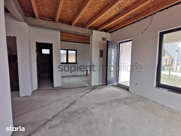 De vanzare casa cu 4 camere, la nivel semifinisat, Cihei - 2
