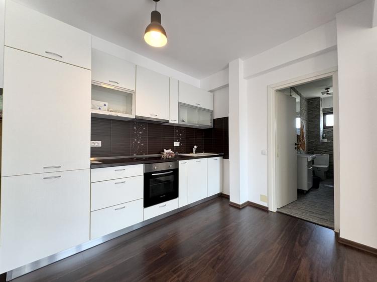 Apartament cu 2 camere decomandat, mobilat în Nerva Traian