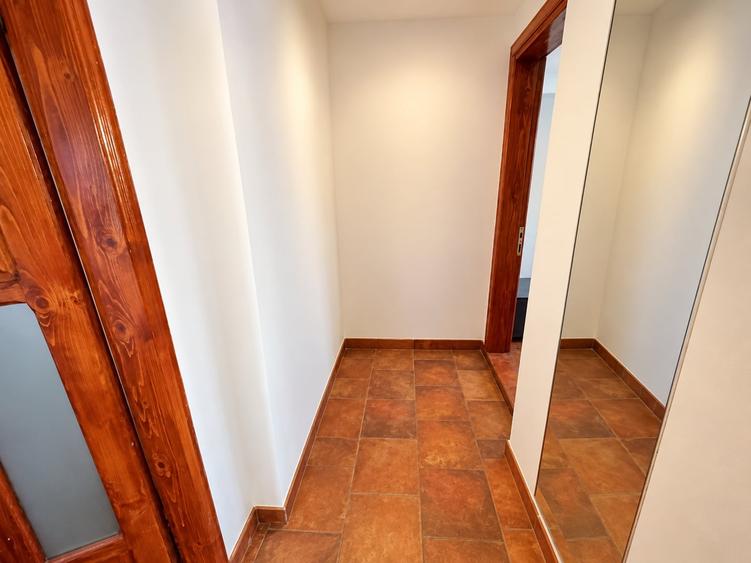 Apartament cu 2 camere decomandat, mobilat în Lipovei