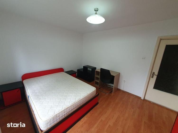 Apartament cu 2 camere decomandat în Steaua