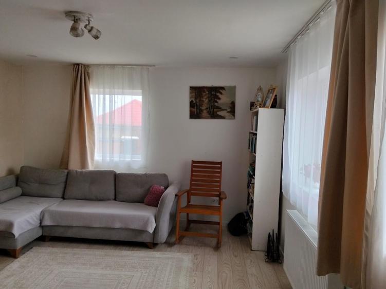 Casă cu 3 camere în Siminoc