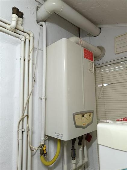 Apartament cu 3 camere semidecomandat în Zimbru