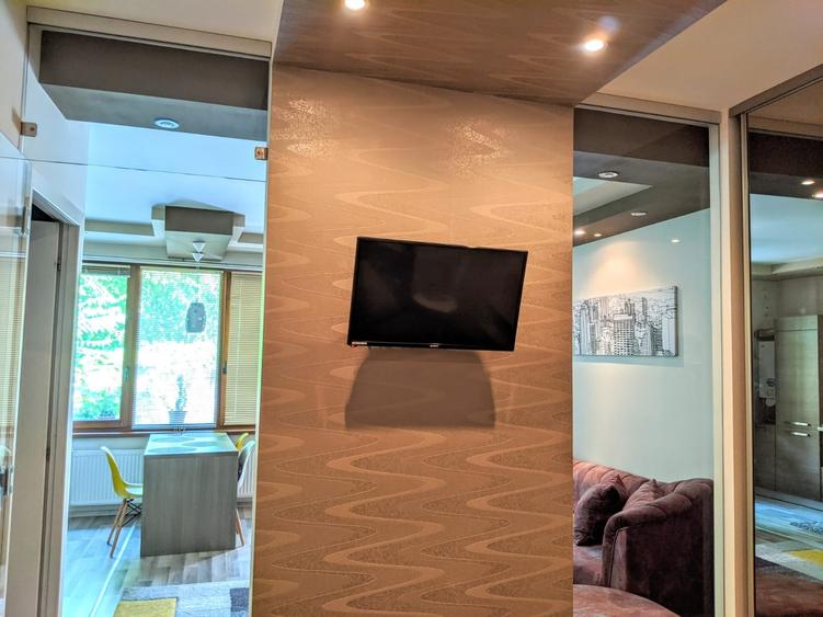 Apartament cu 2 camere semidecomandat în Plopilor