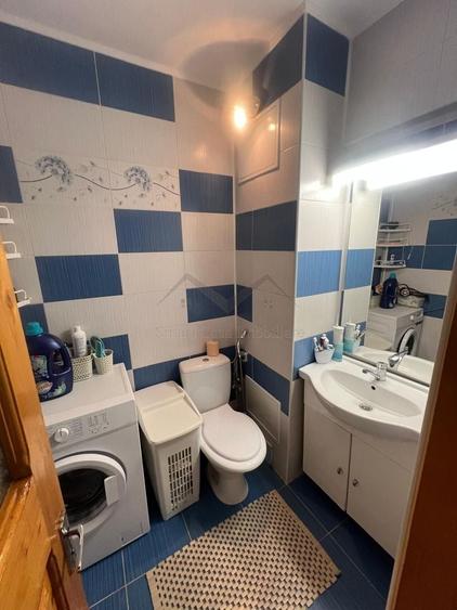 Apartament cu 4 camere decomandat în Cug