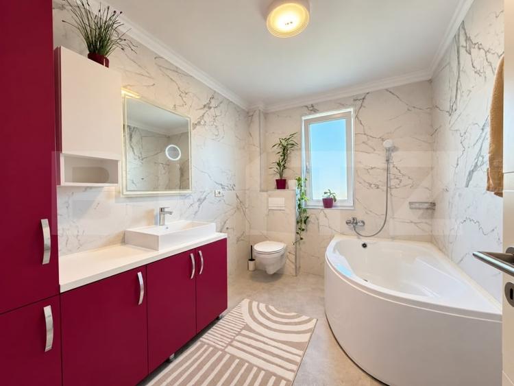 Duplex cu 4 camere cu Teren 276 Mp în Urseni